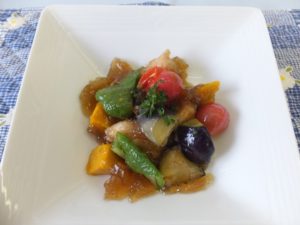 鶏むね肉と野菜の揚げ浸しジュレ